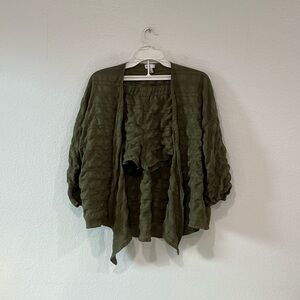 Nordstrom Rack Elegant Olive Women's Cape by [Brand] with shorts